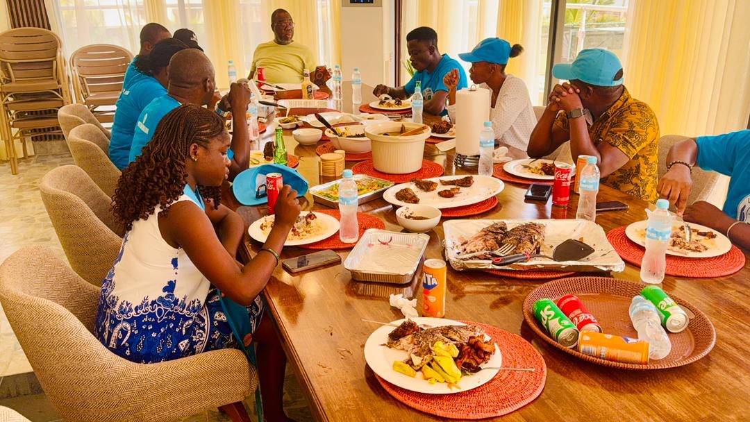 U Team SL Delegation Dines with ECOWAS Head of Delegation in Liberia